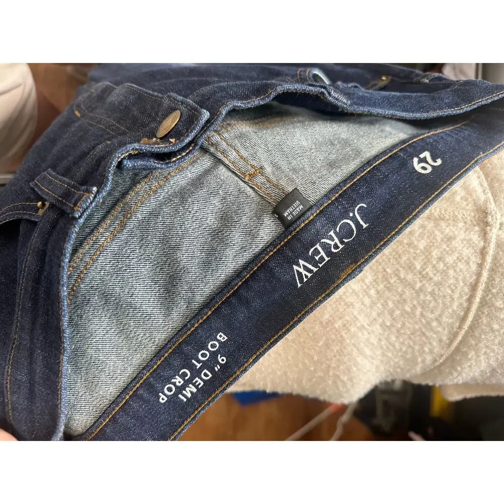 J.Crew 9" demi-boot crop jean in Dark Worn wash Sz 29 GREAT Condition! - Picture 6 of 8